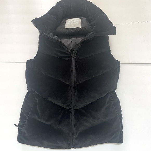 Athleta Lofty Velvet Down Vest Size XS - Picture 5 of 15